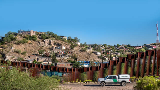 Finding a New Approach to the US-Mexico Border