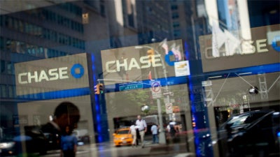 Exterior of a Chase bank