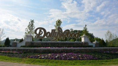 Photo of the sign outside Dollywood