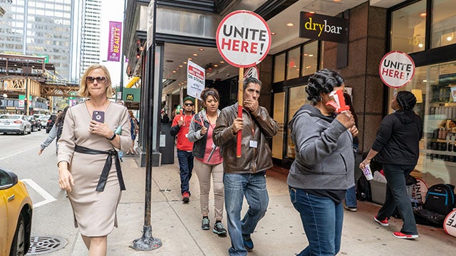 Hotel workers on strike in Chicago