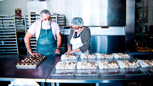 Food workers with masks