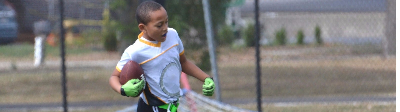 flag football player