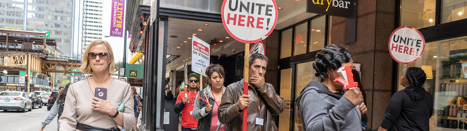 Hotel workers on strike in Chicago