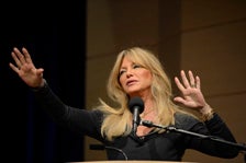 Neuroscience + Mindful Awareness Training = Thriving Children with Goldie Hawn